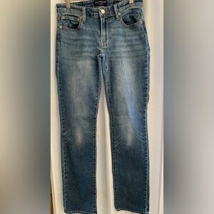 Lucky brand, sweet straight jeans. Size 2